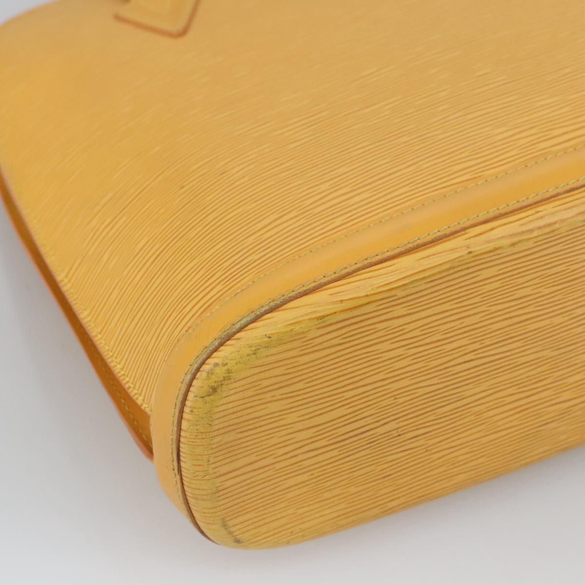 Epi Alma Yellow Leather Shoulder Bag
