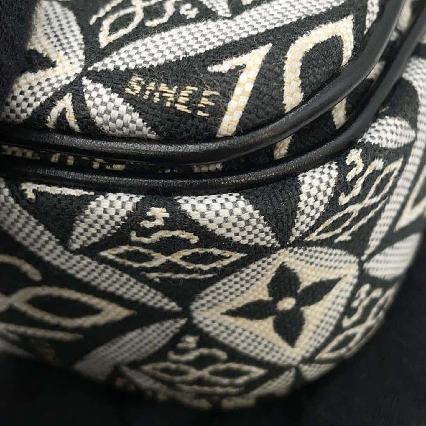Pochette Mtis 1854 Handbag