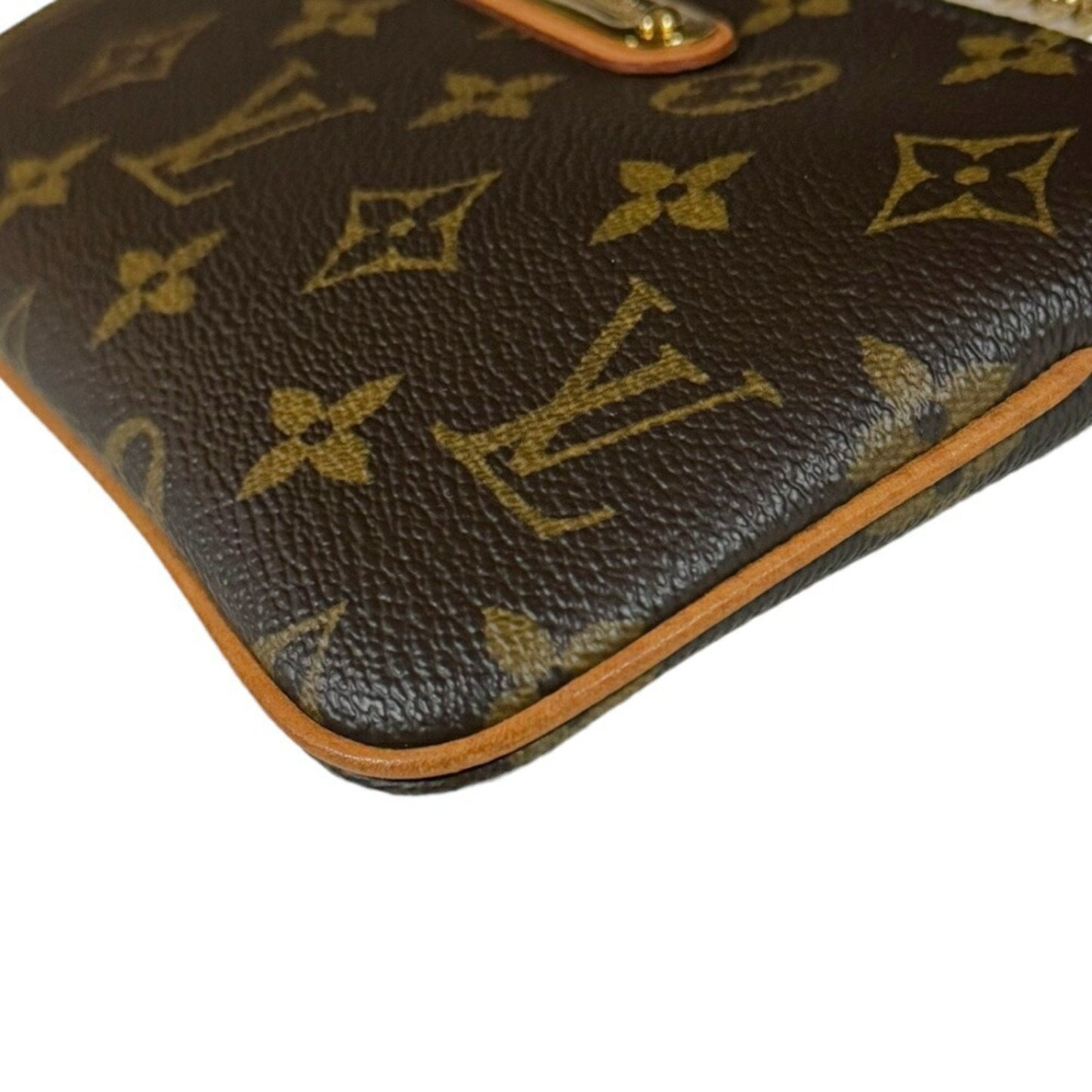Pochette Accessoires Clutch Monogram Canvas Chain