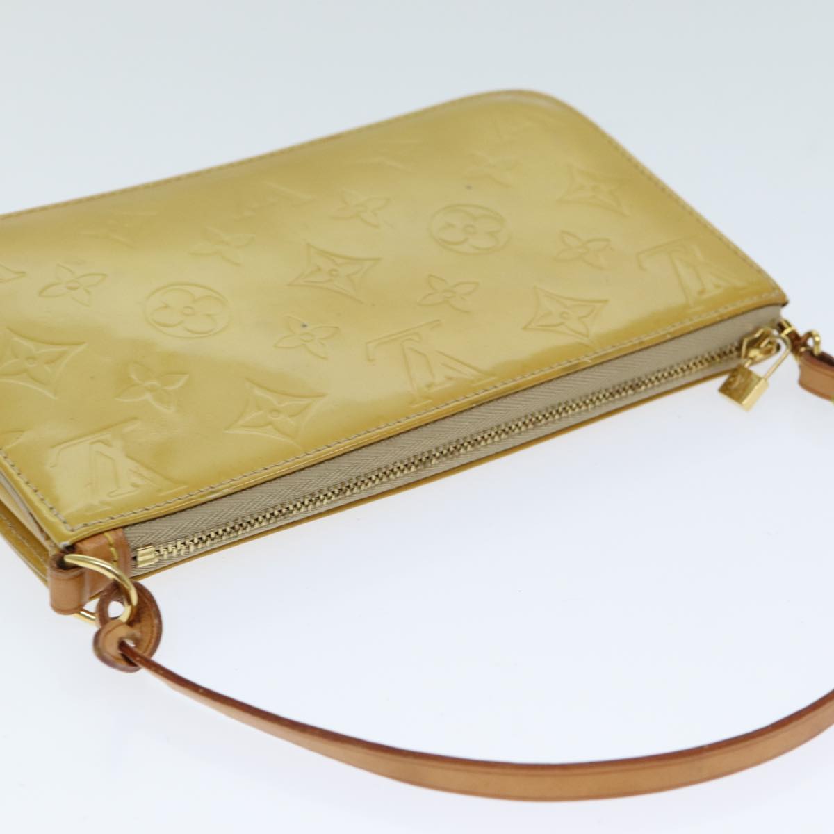 Pochette M90096 Patent Leather Clutch