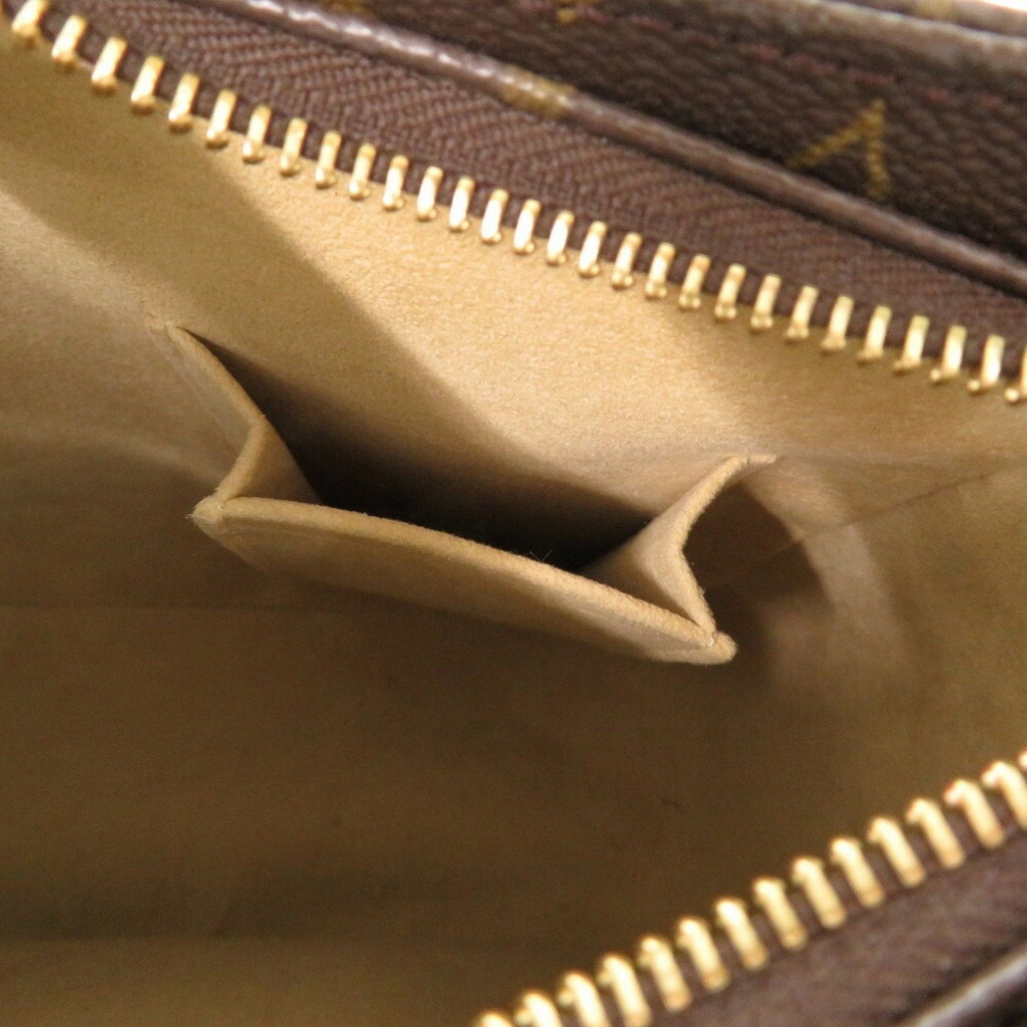 Monogram Canvas Pochette M51007
