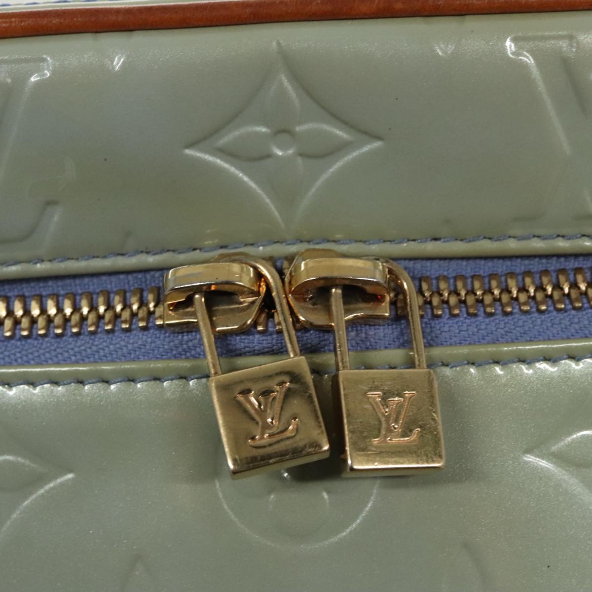 Monogram Vernis Bucket Bag M90083
