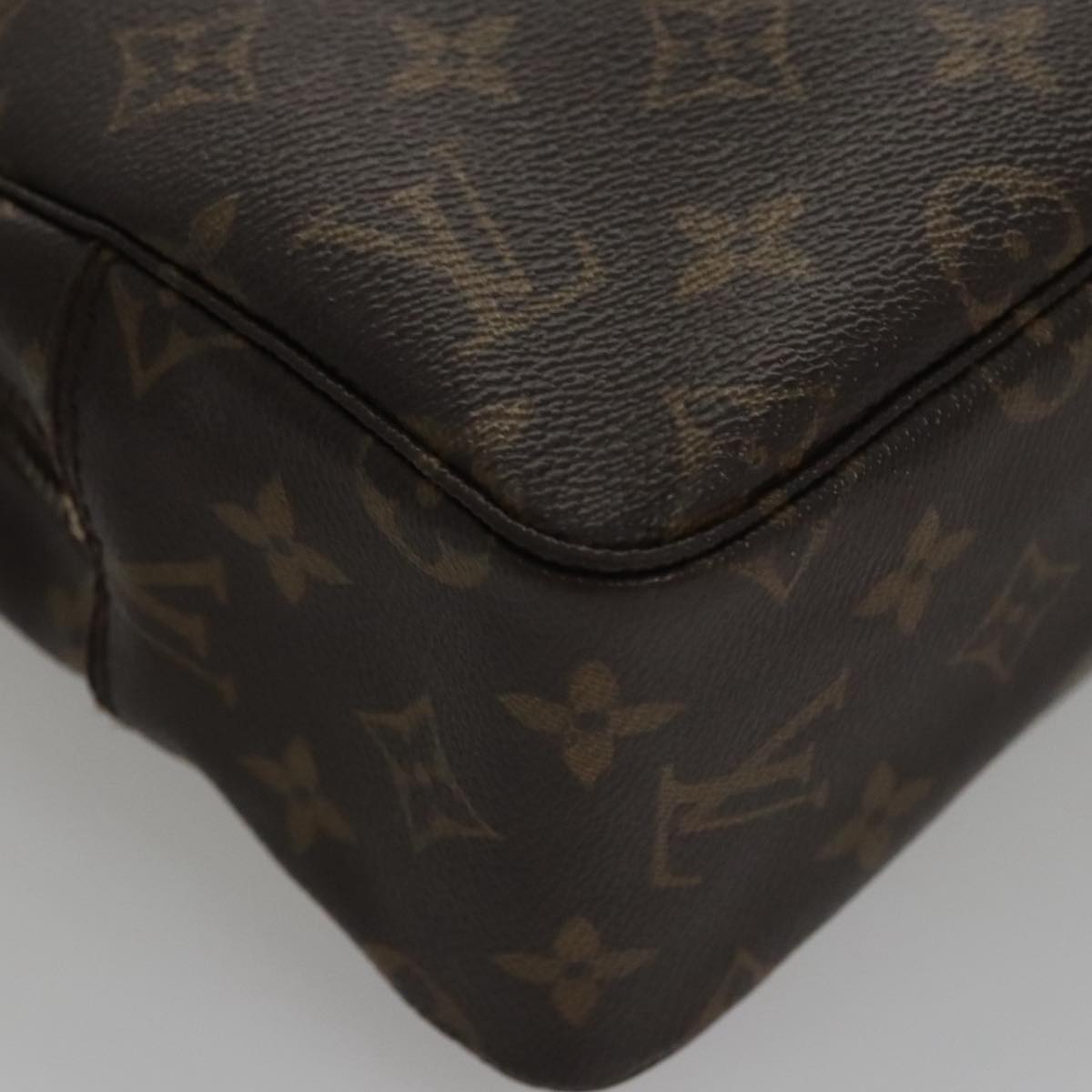 Toiletry Pouch in Canvas with Good Condition
