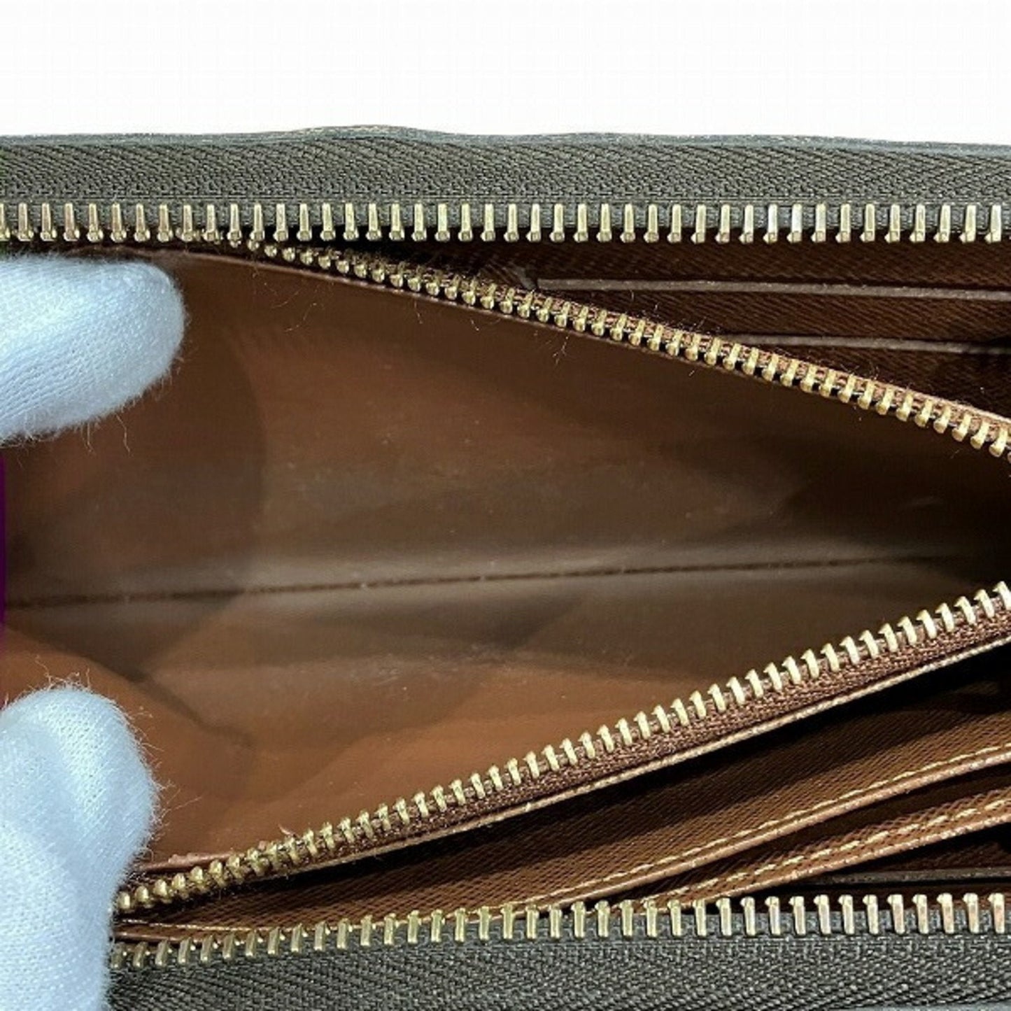 Canvas Zippy Wallet with Multiple Compartments and Secure Zip Closure