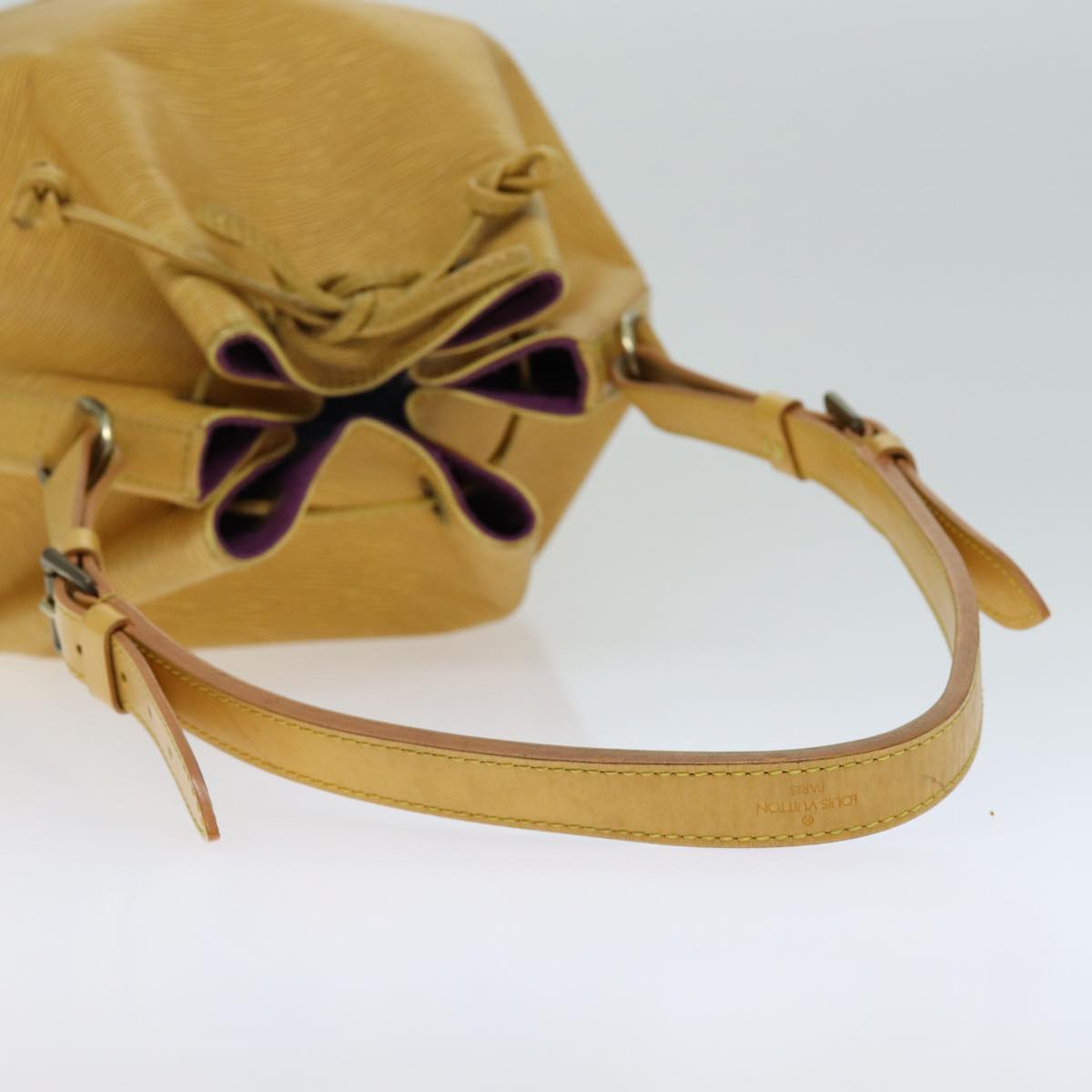 Noe Bucket Bag Yellow Leather