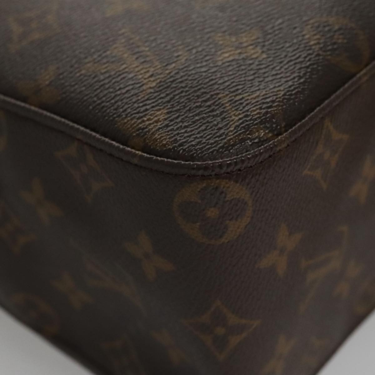 Looping GM Canvas Handbag with Dust Bag