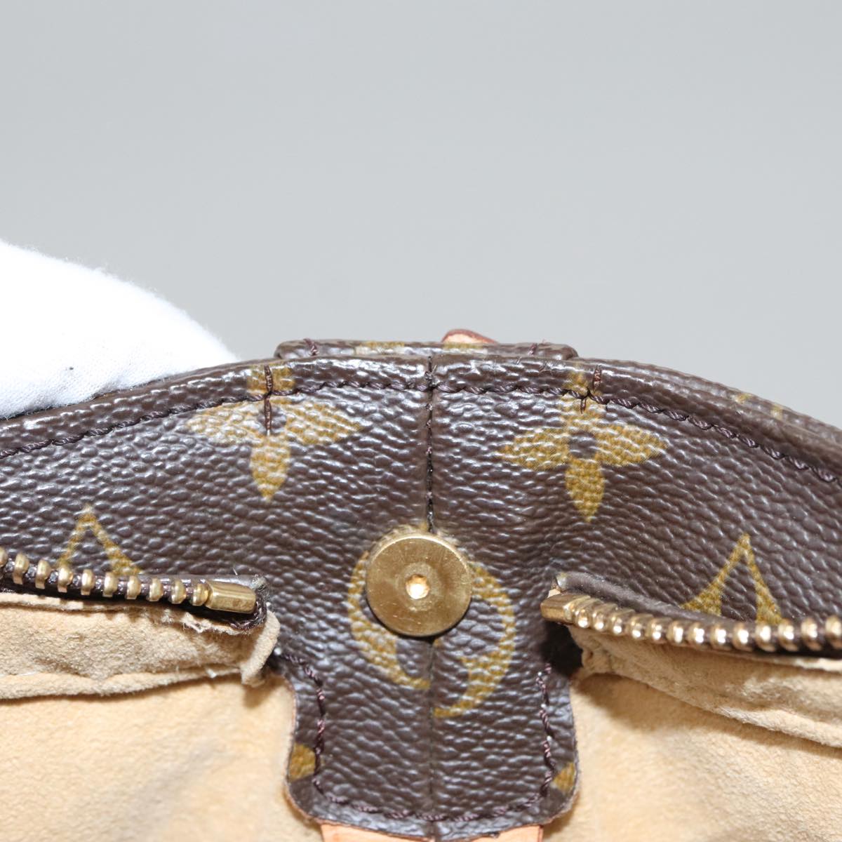 Looping GM Canvas Handbag with Dust Bag