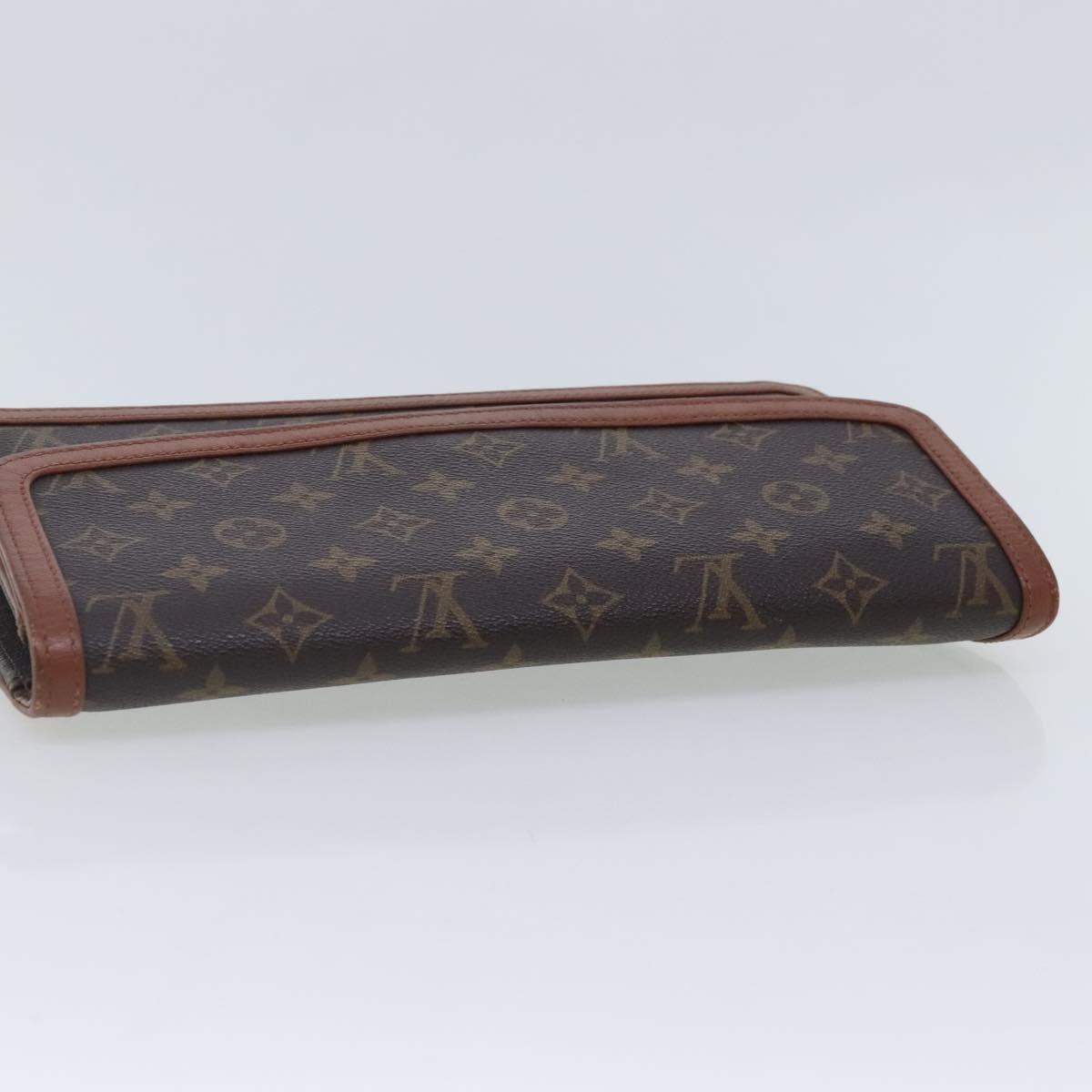Pochette Monogram Clutch