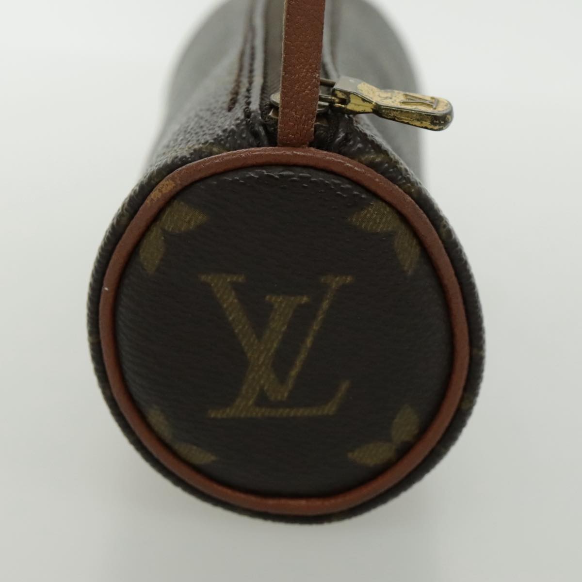 Pochette Toilette 26 Monogram Clutch