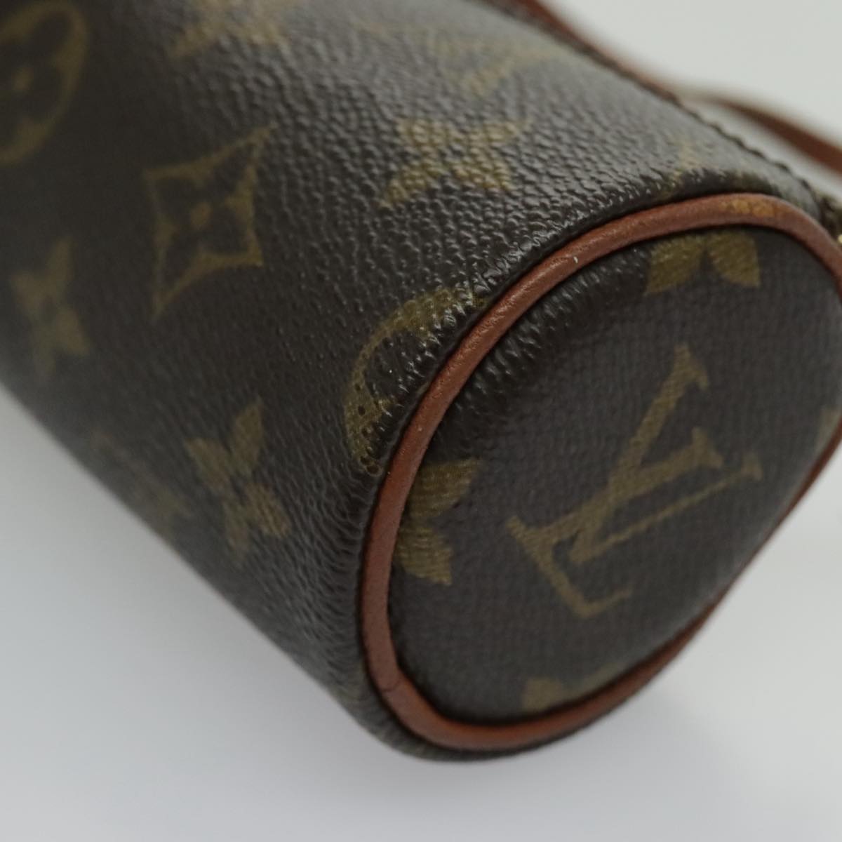 Pochette Toilette 26 Monogram Clutch