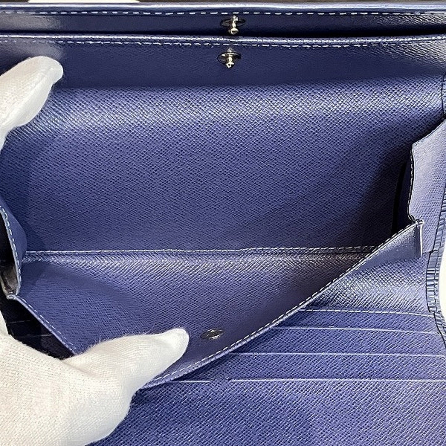 Epi Leather Zippy Wallet