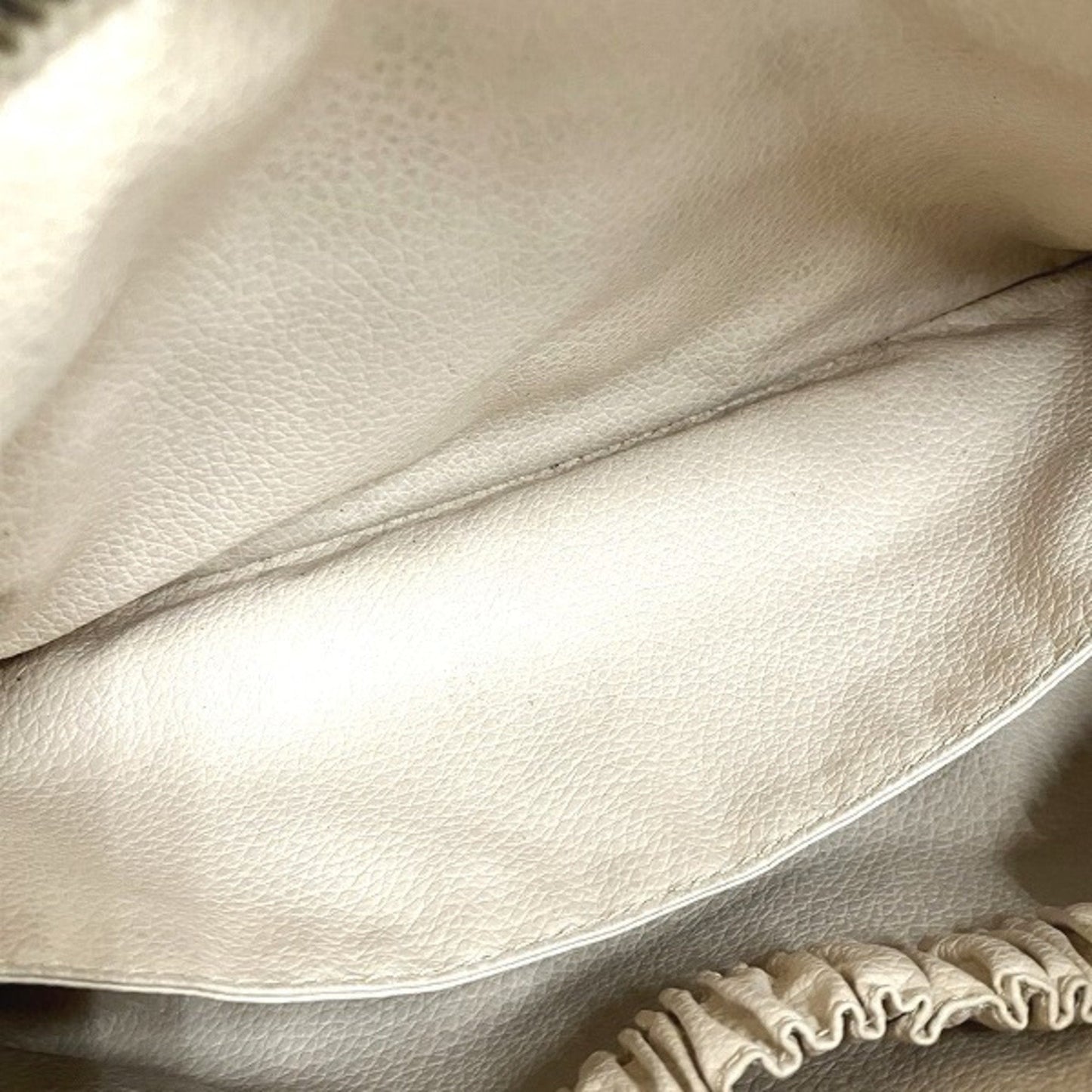 LV Pochette Toilette 26 Monogram
