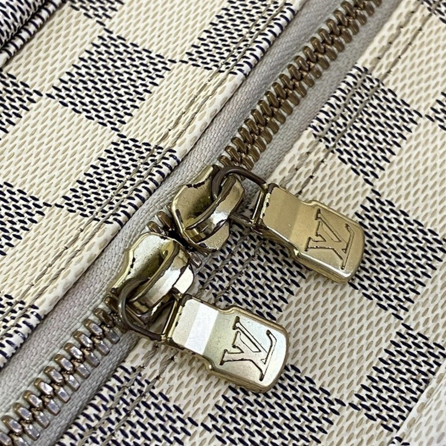 Azur Canvas Pochette N41700