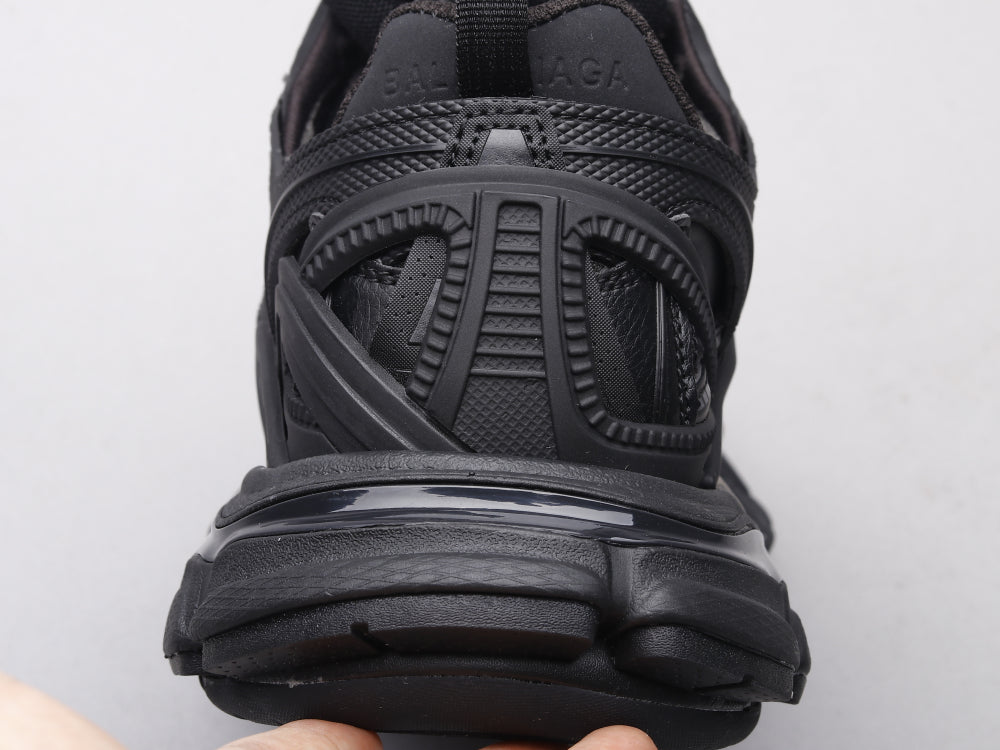 GLM - Bla Track Hollow Black Sneaker