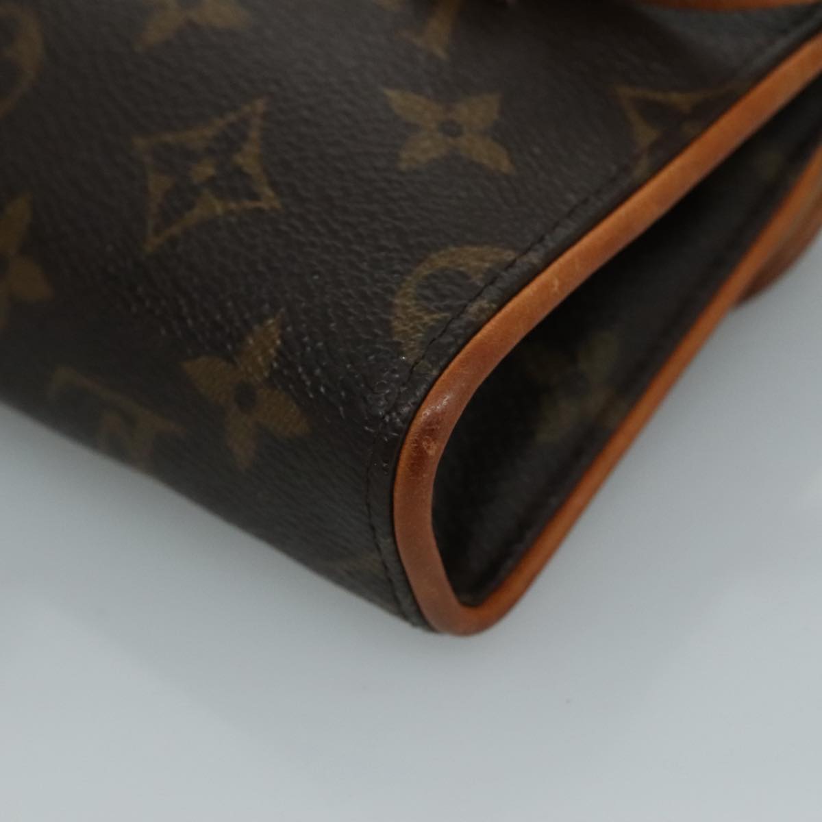 Florentine Canvas Shoulder Bag with Strap
