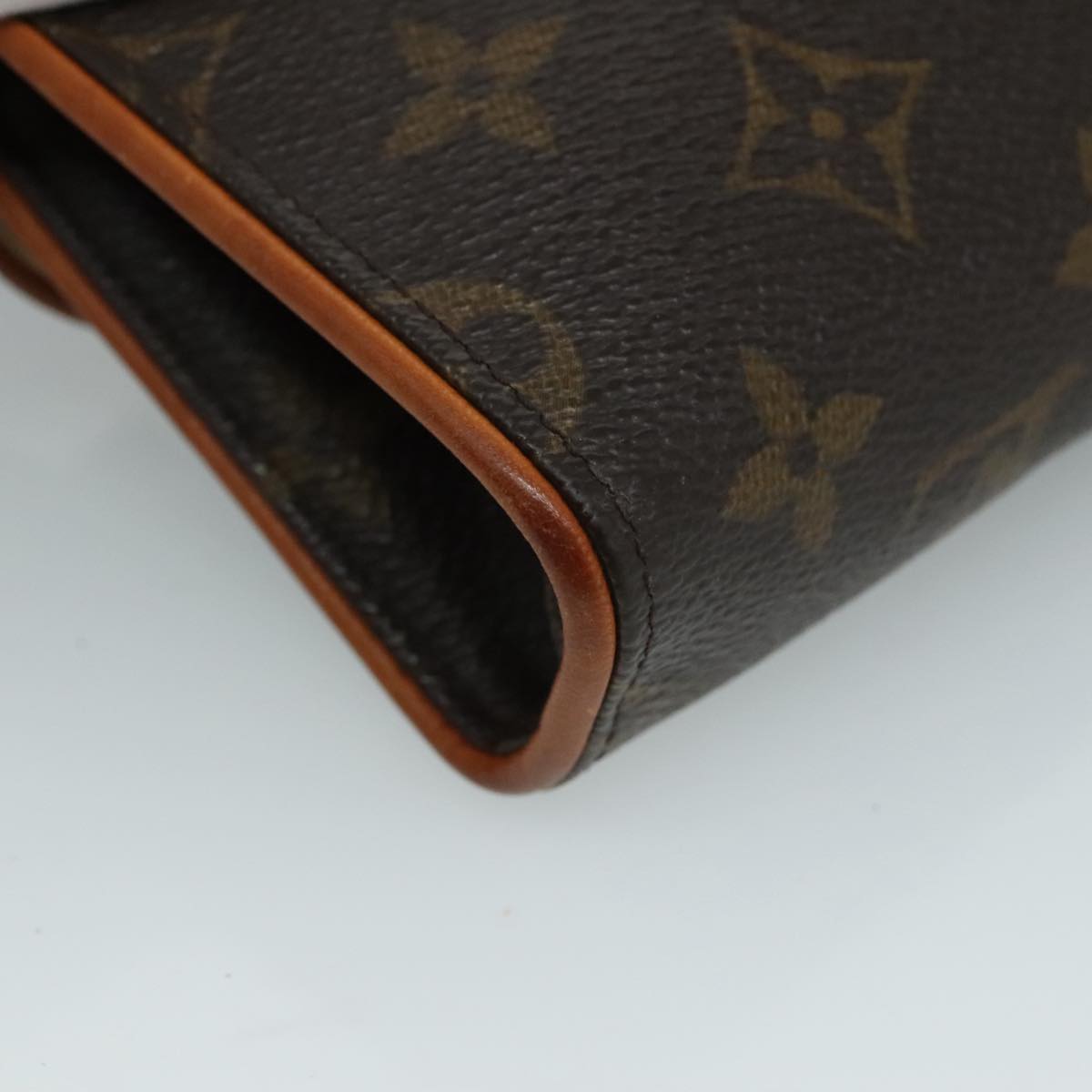 Florentine Canvas Shoulder Bag with Strap