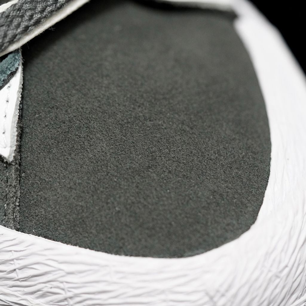 GLM - Sacai x Blazer Low Black & White