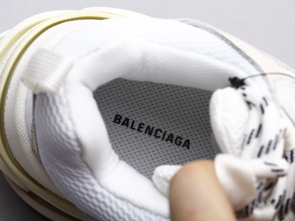 GLM - Bla Triple S Pure White Sneaker