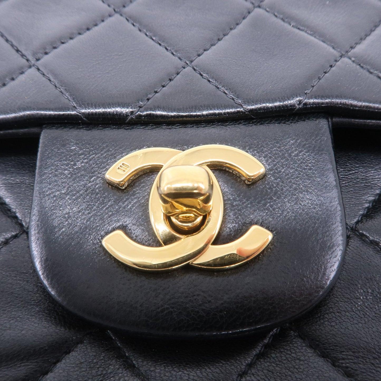 CHANEL Matelasse Lamb Skin Double Flap Chain Shoulder Bag