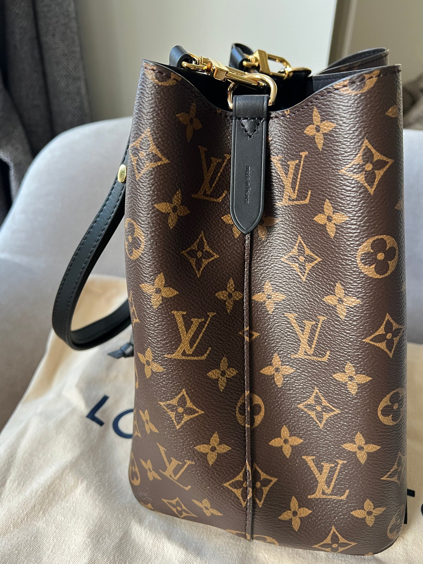 Louis Vuitton Neo Noe Monogram and Black (RRP £1,560)