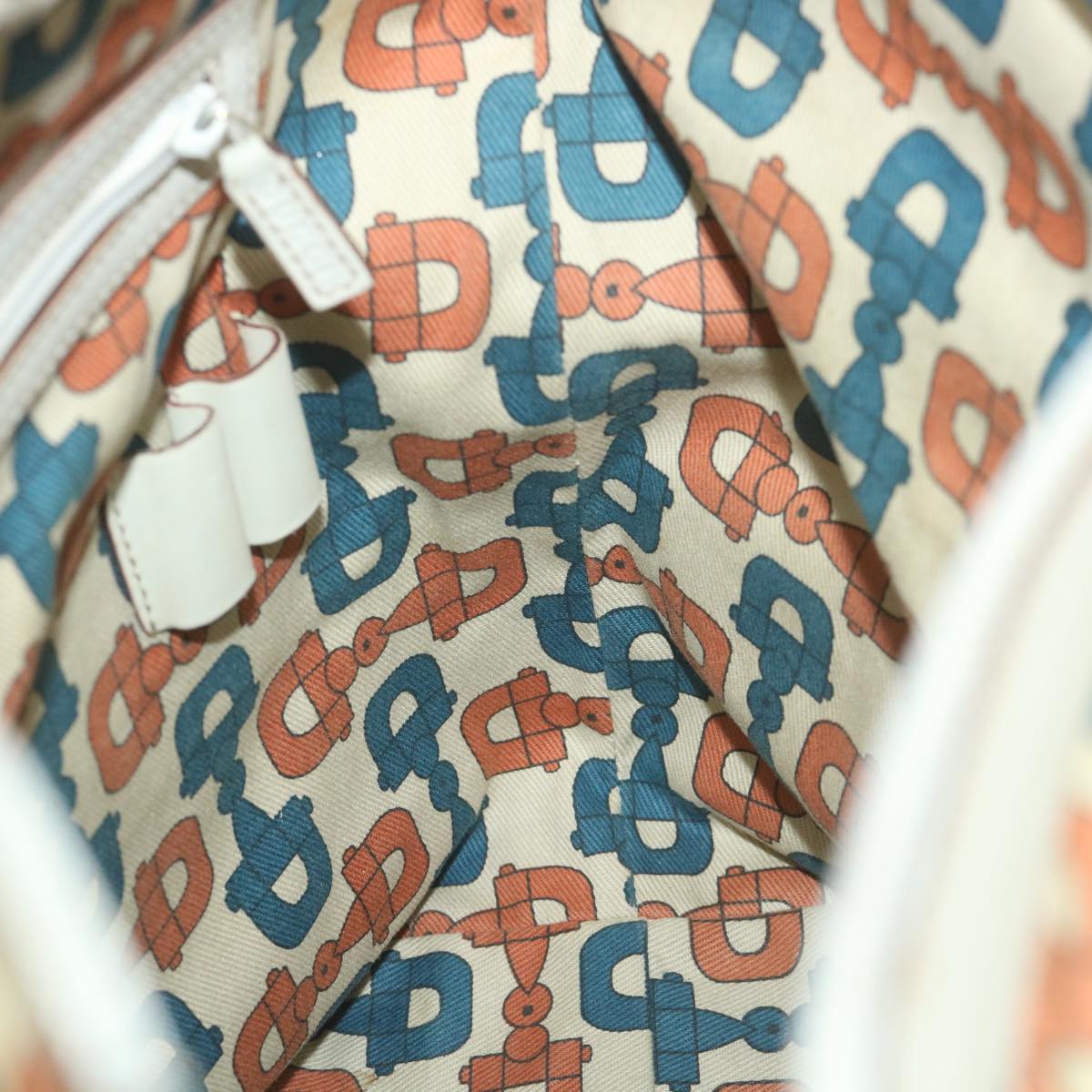 Gucci GG Signature