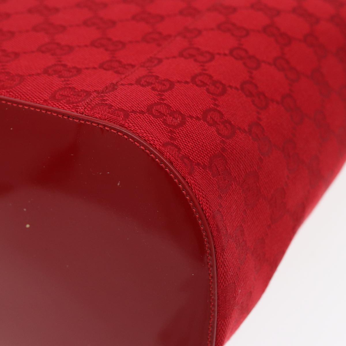 Gucci GG canvas