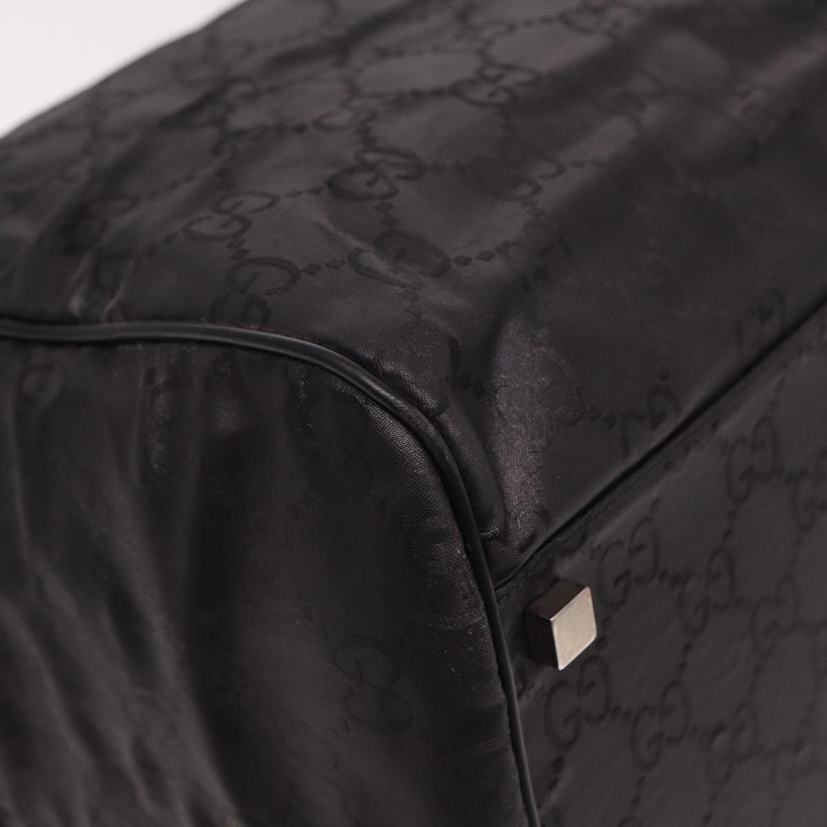 Gucci GG pattern