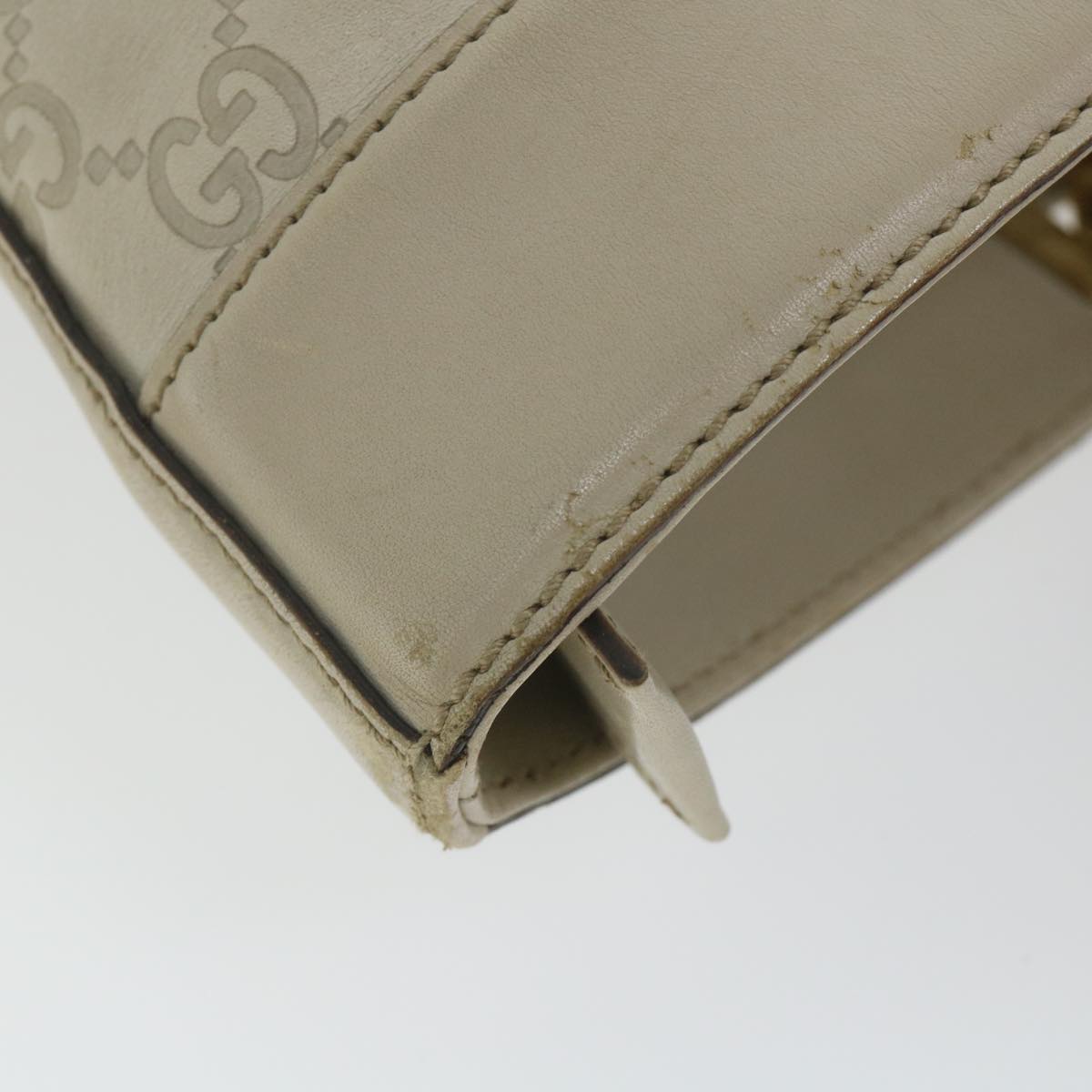 Gucci GG Signature