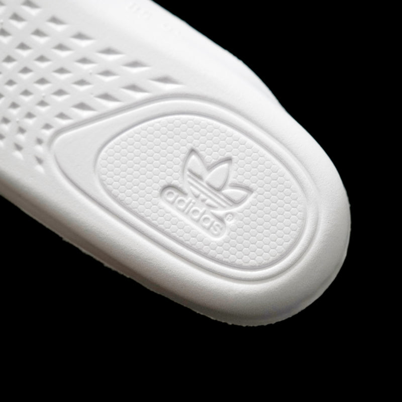GLM - Yzy 350 White Zebra Sneaker