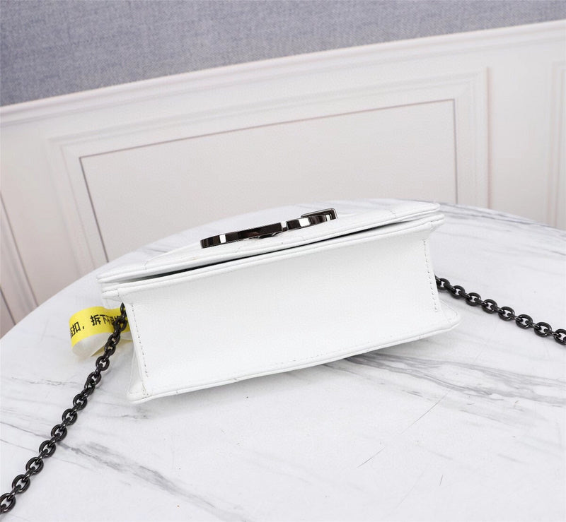 GLM - Dir Bags - 1824
