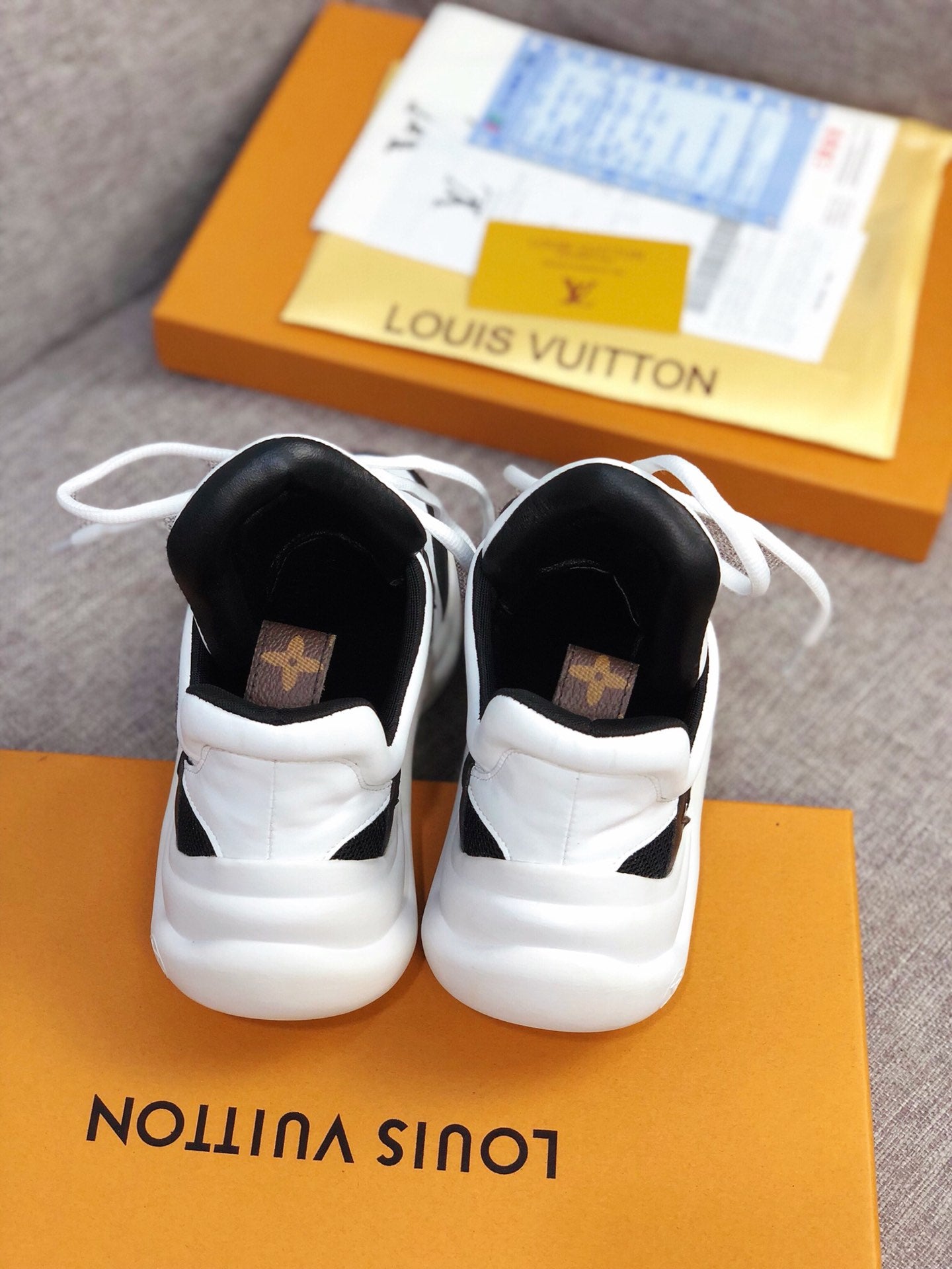 GLM - LUV Archlight Black White Sneaker