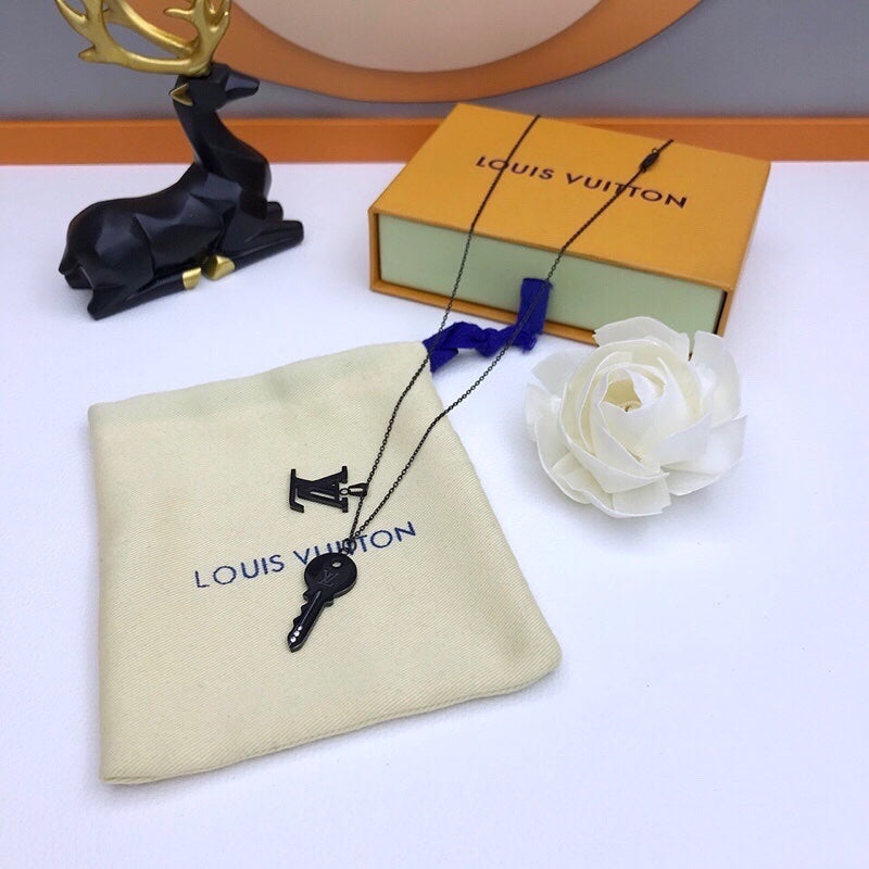 GLM - Top Quality Necklace LUV020