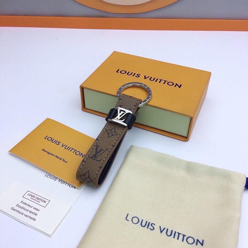 GLM - Top Quality Keychains LUV 001