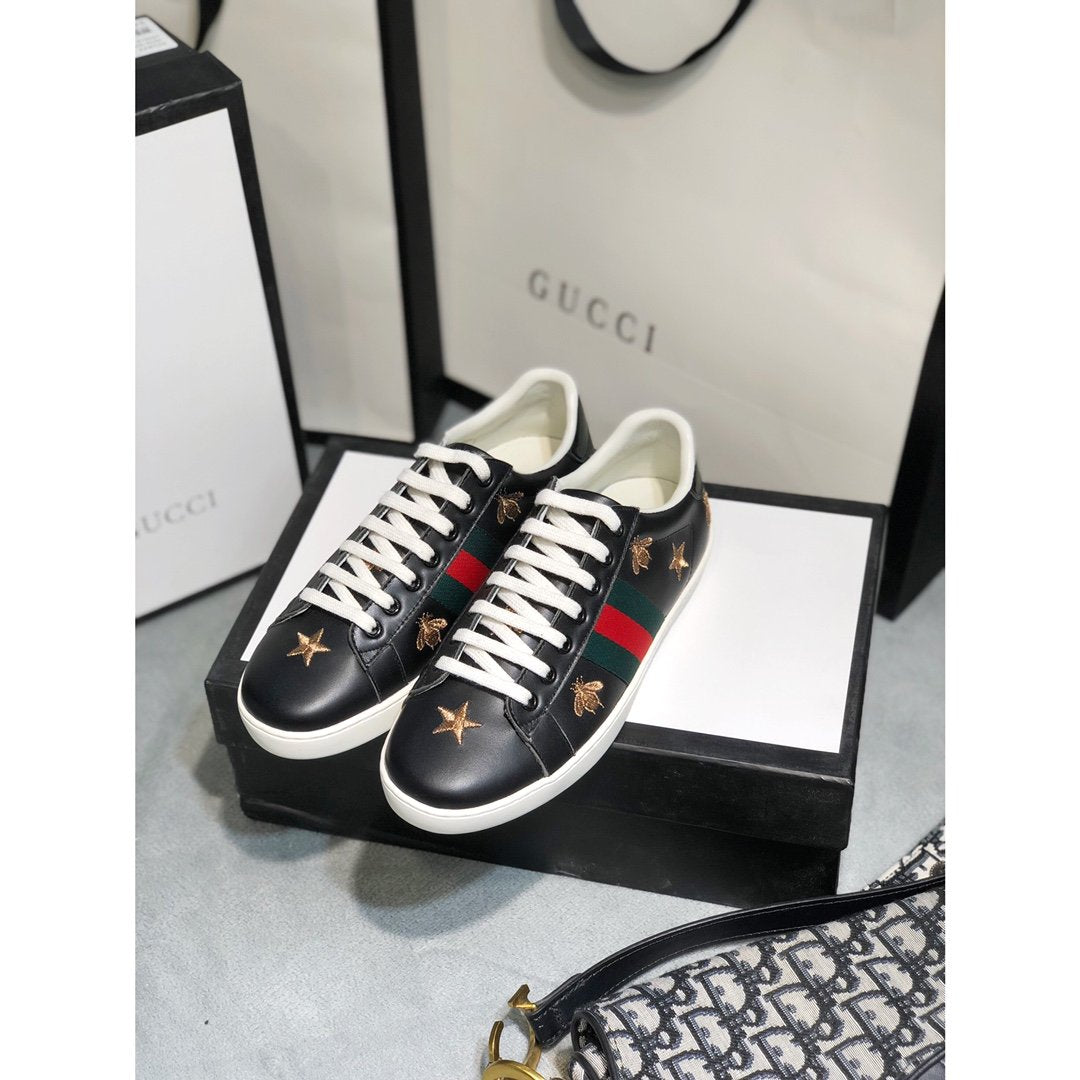 GLM-GCI  Ace Embroidered 'Bees and Stars Sneaker 064