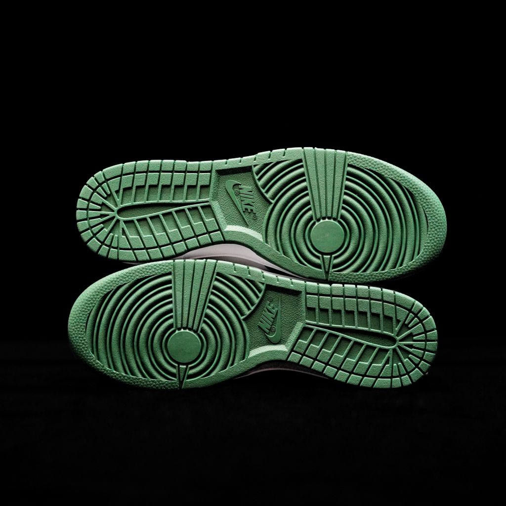 GLM - NKE Varsity Green green