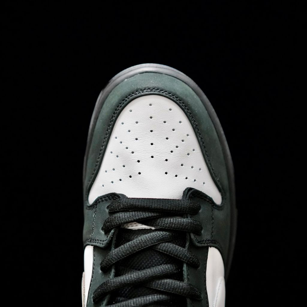 GLM - Staple co-branded panda pigeon