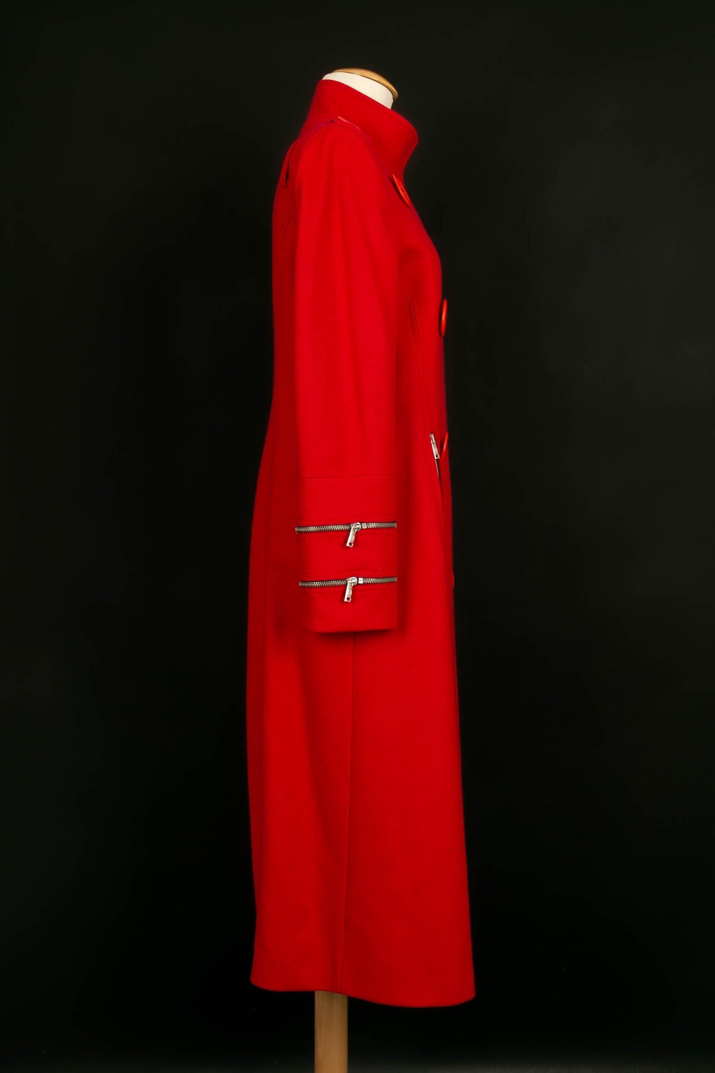 Manteau rouge JC de Castelbajac