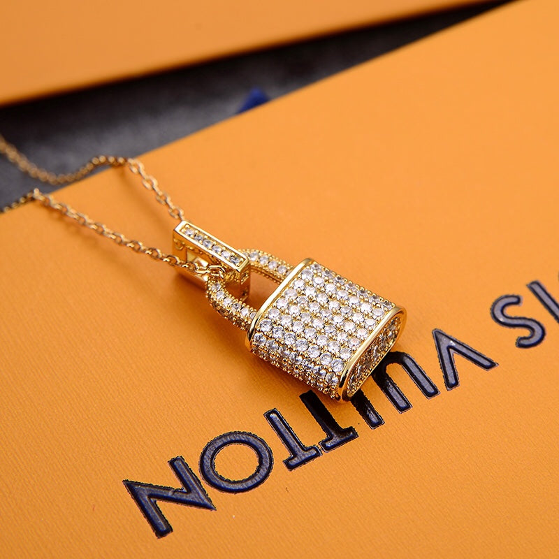 GLM - Top Quality Necklace LUV025