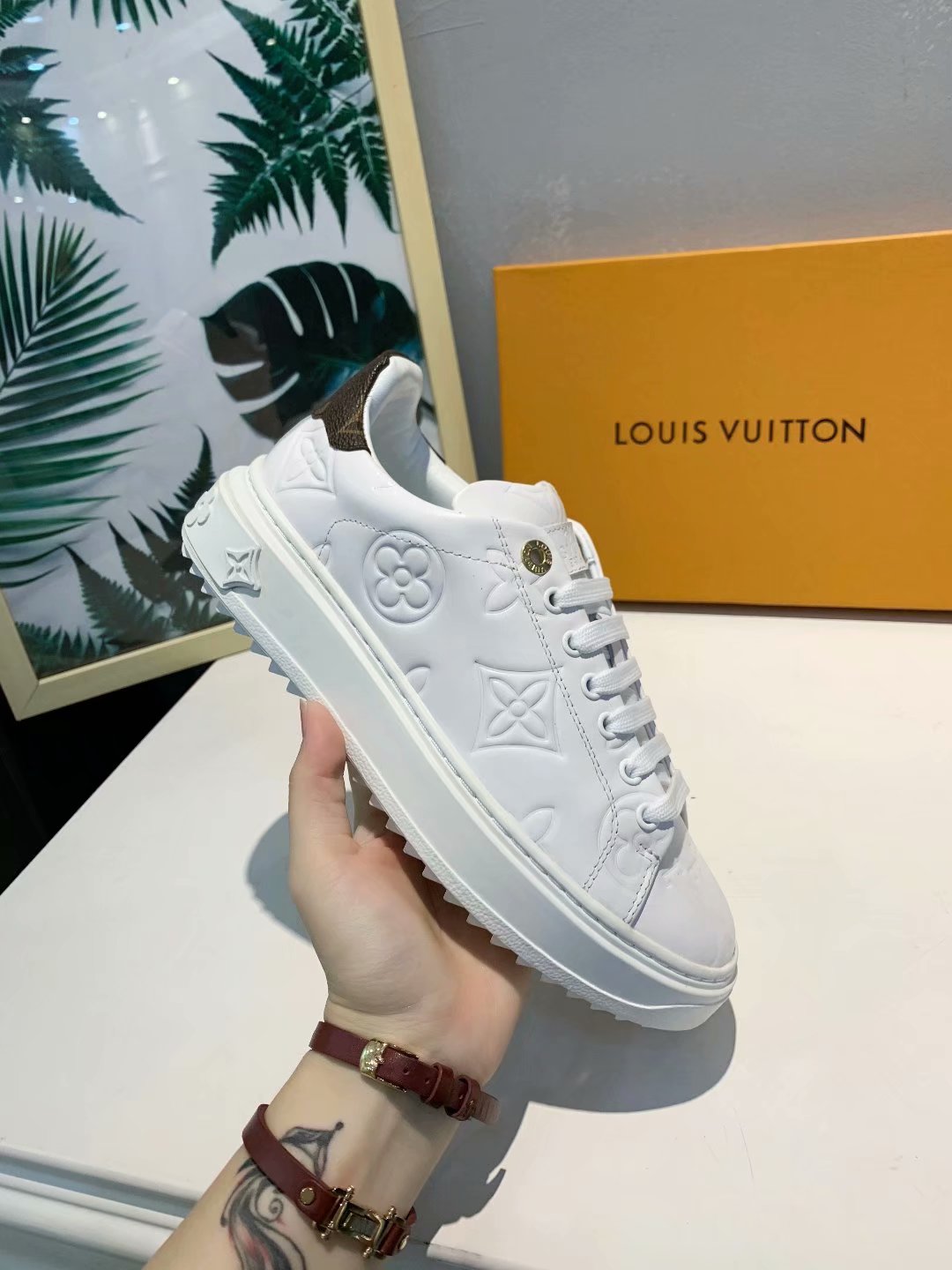 GLM - Top Quality Luv Sneaker 219