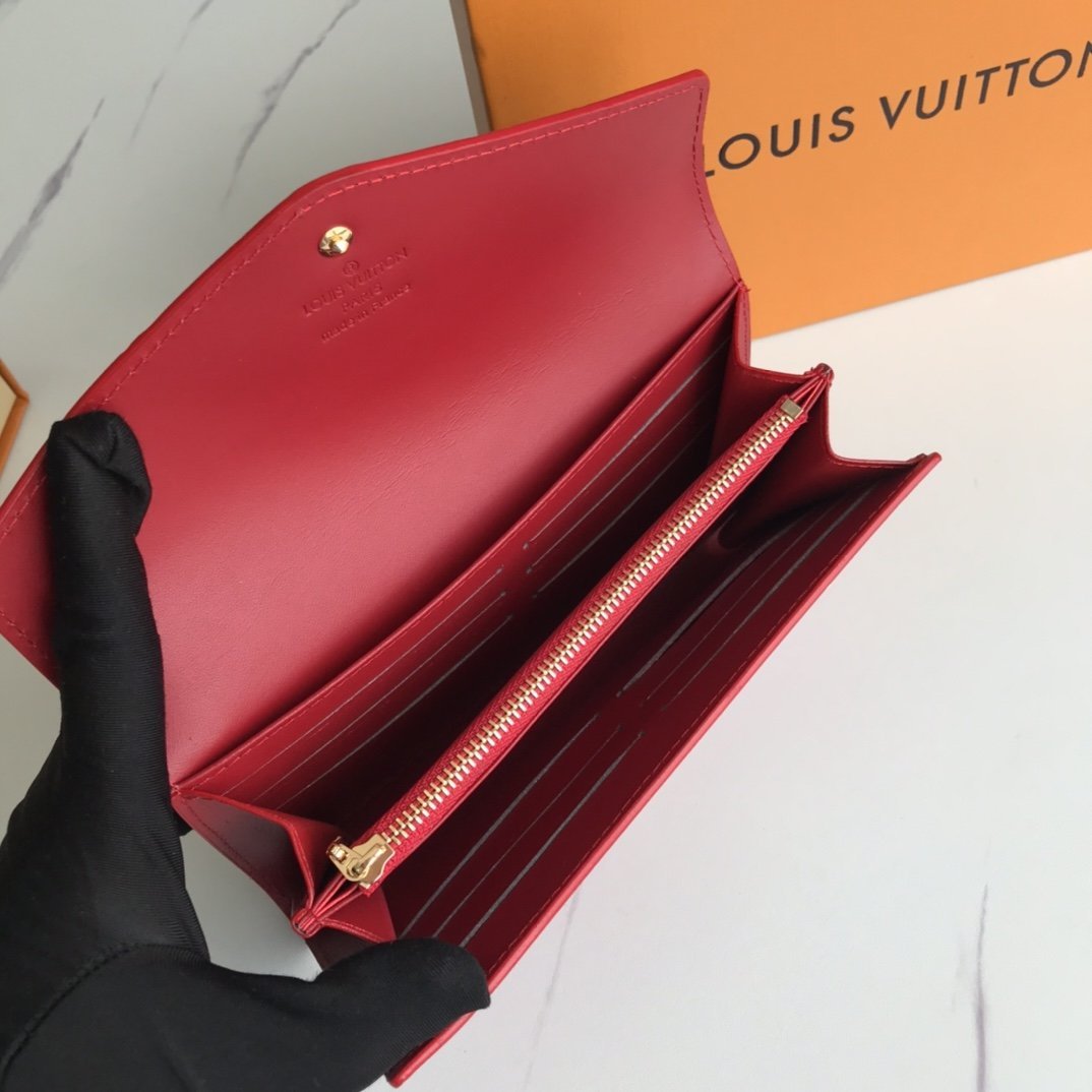 GLM - Top Quality Wallet LUV 008