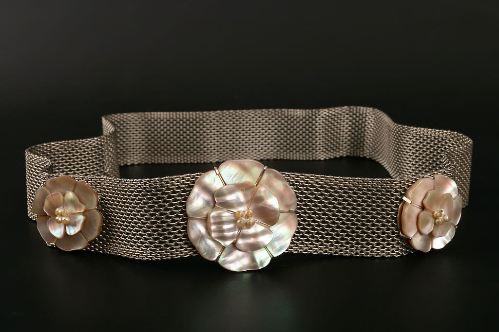 Ceinture camÃ©lias Chanel Automne 1998