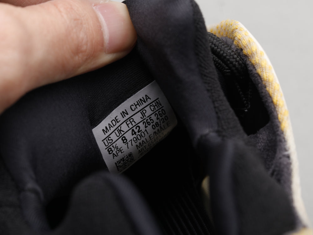 GLM - Yzy 700 Beige Srphym Sneaker