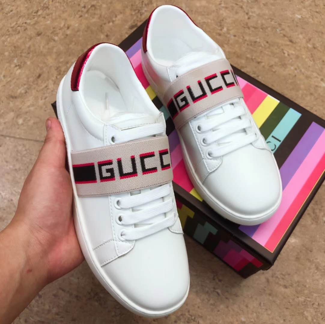GLM-GCI Ace  Embroidered Sneaker 032