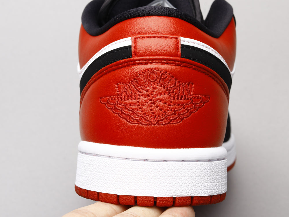 GLM - AJ1 black toe