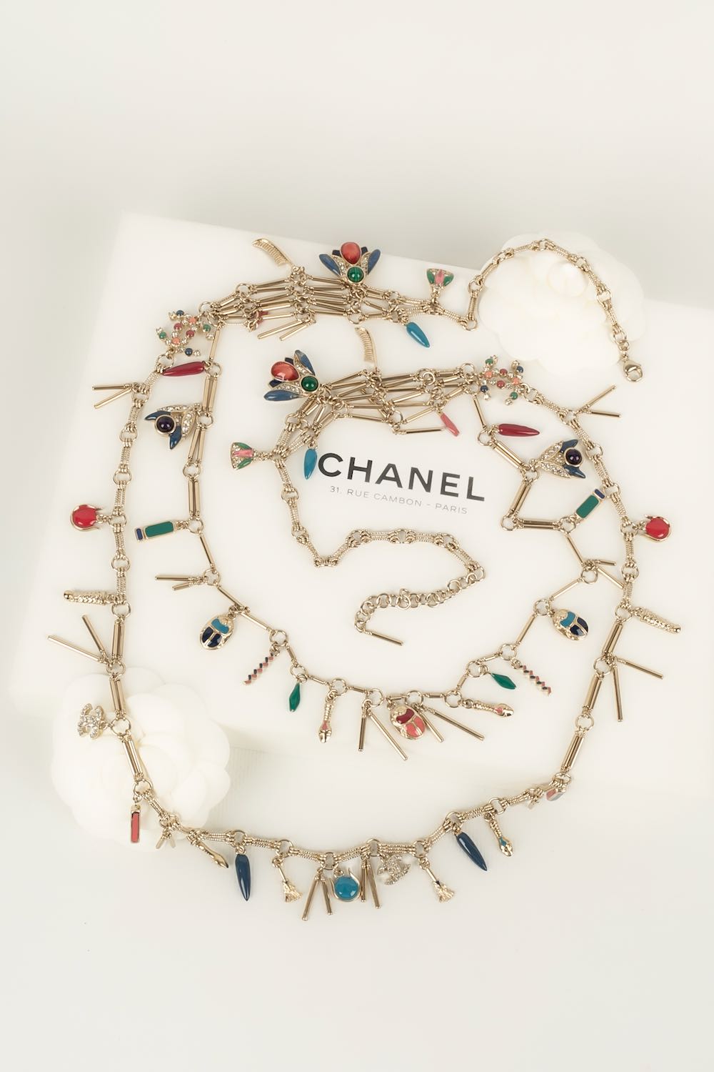 Collier Chanel DÃƒÆ’Ã‚Â©filÃƒÆ’Ã‚Â©