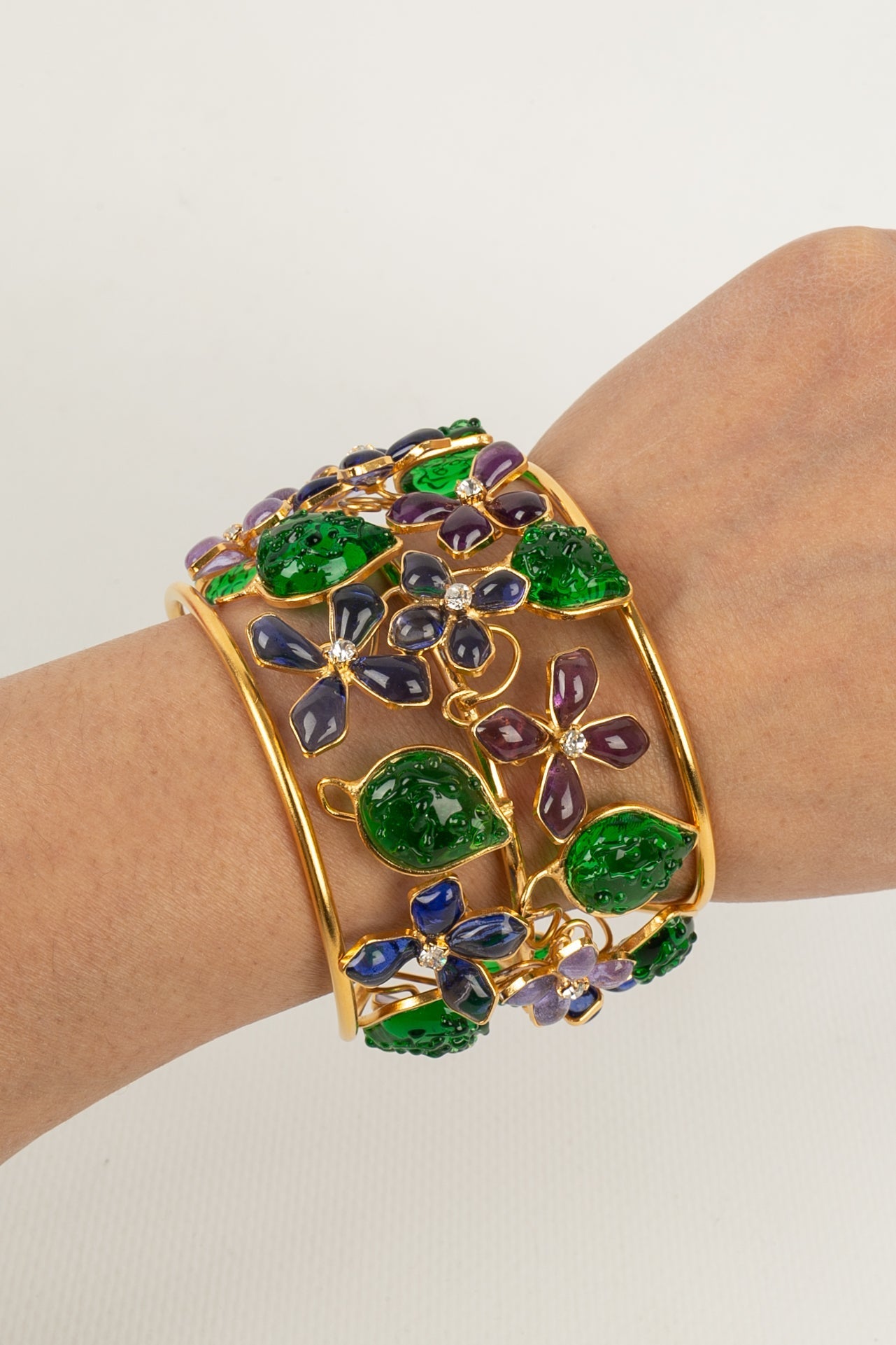Bracelet manchette fleurs Augustine