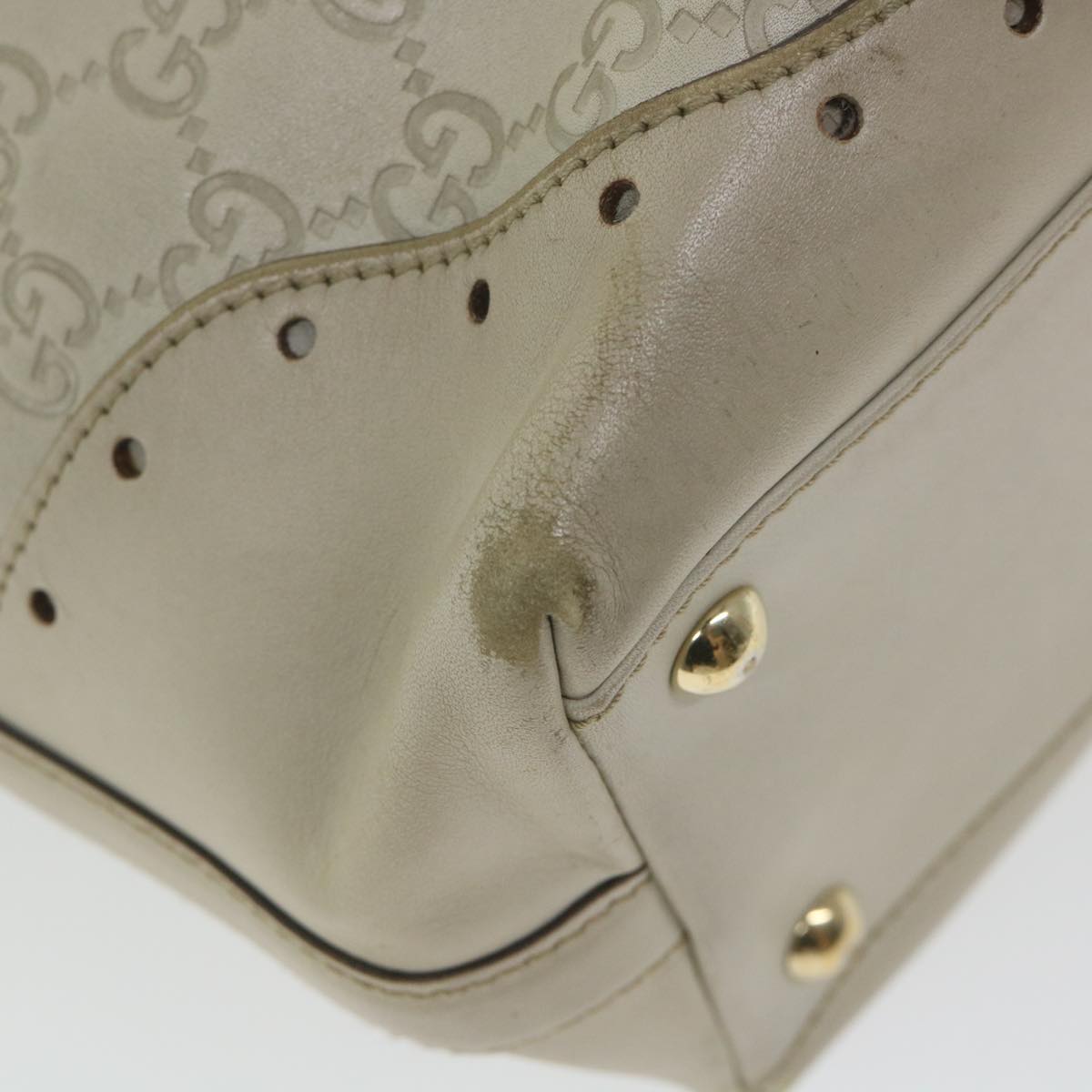 Gucci GG Signature