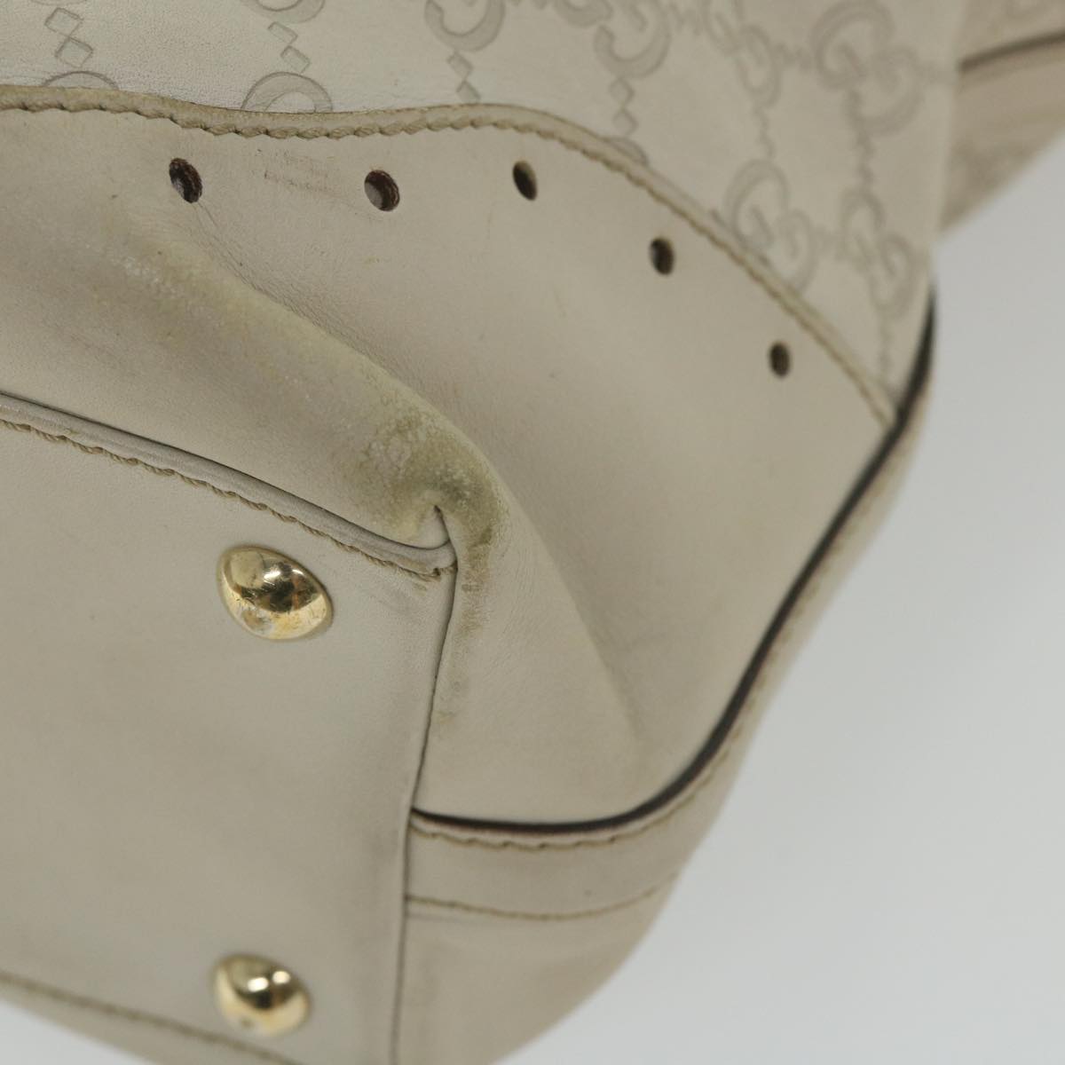 Gucci GG Signature