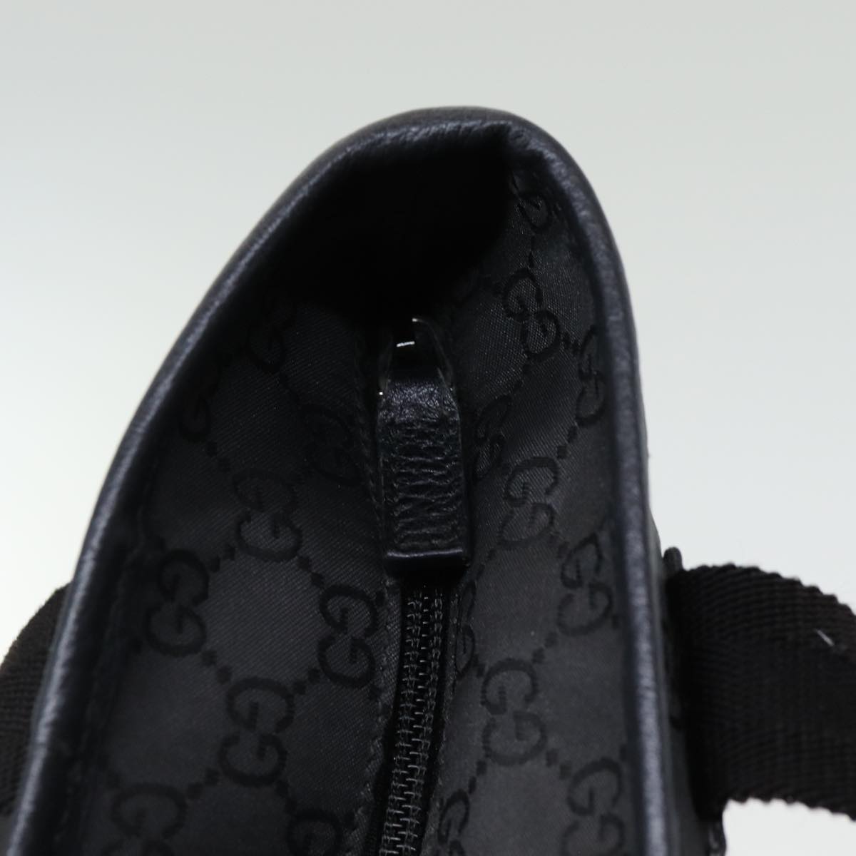 Gucci --