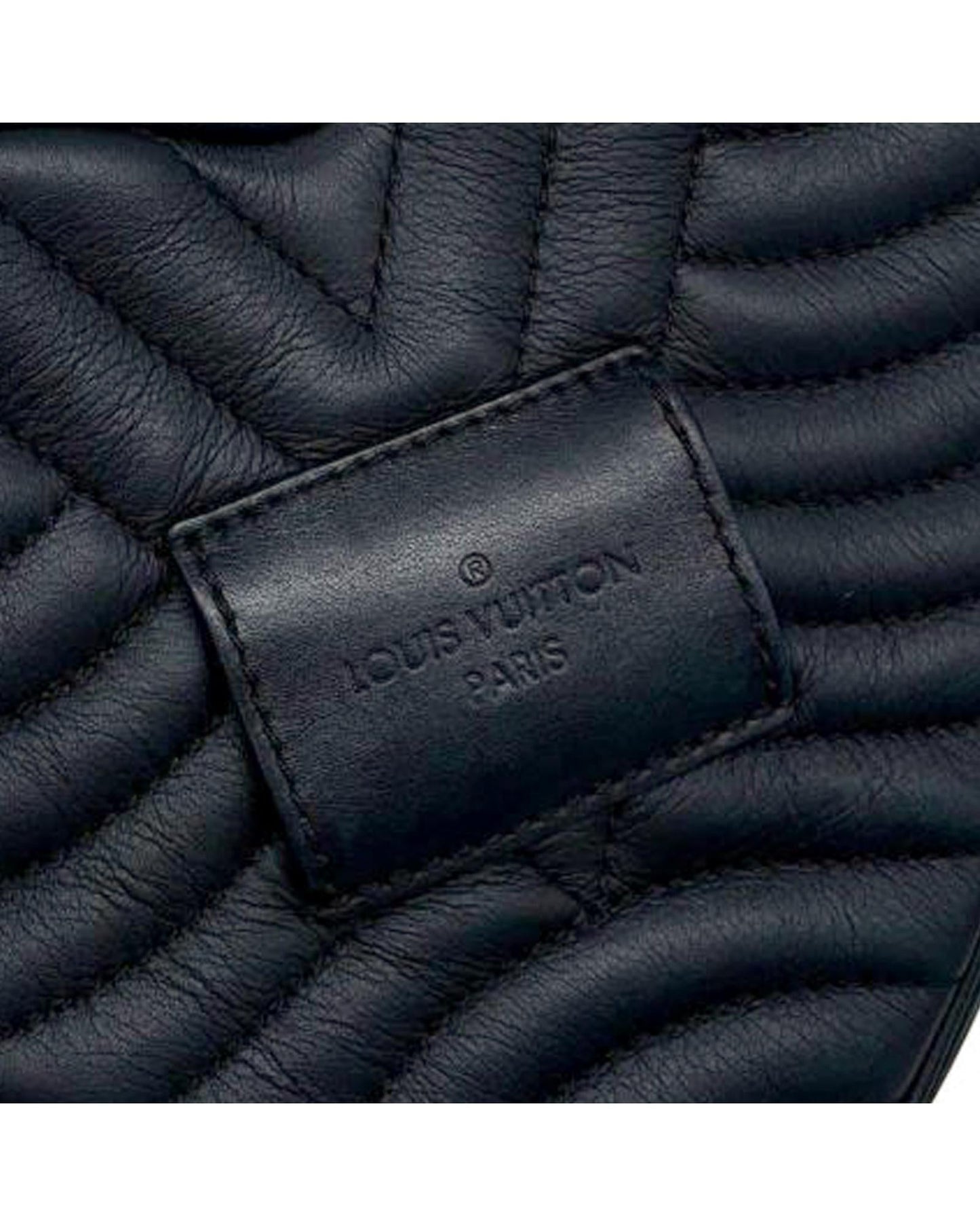 Leather Quilted Heart Crossbody Bag with Detachable Strap